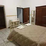 Da Mino לינה וארוחת בוקר גרוטליה