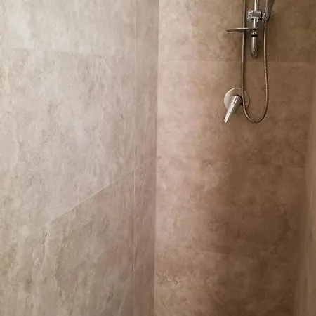 ベッド・アンド・ブレックファスト Da Mino 4*